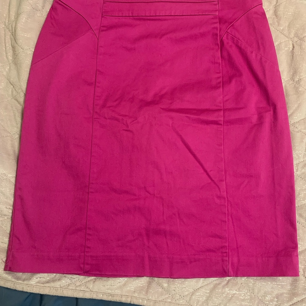 Worthington Pink Pencil Skirt Sleek Design